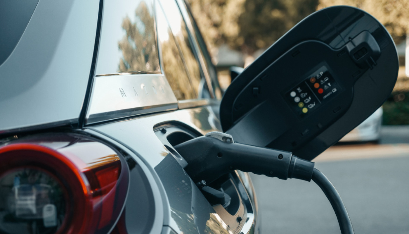 JCBO Toit ENR accompagne l’installation de bornes de recharge près de Tours